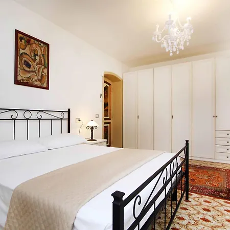 Villa Sa Marchesa Solanas (Oristano)