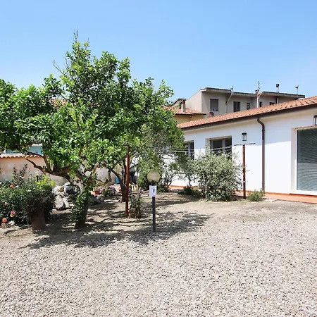 فيلة Sa Marchesa Solanas (Oristano)